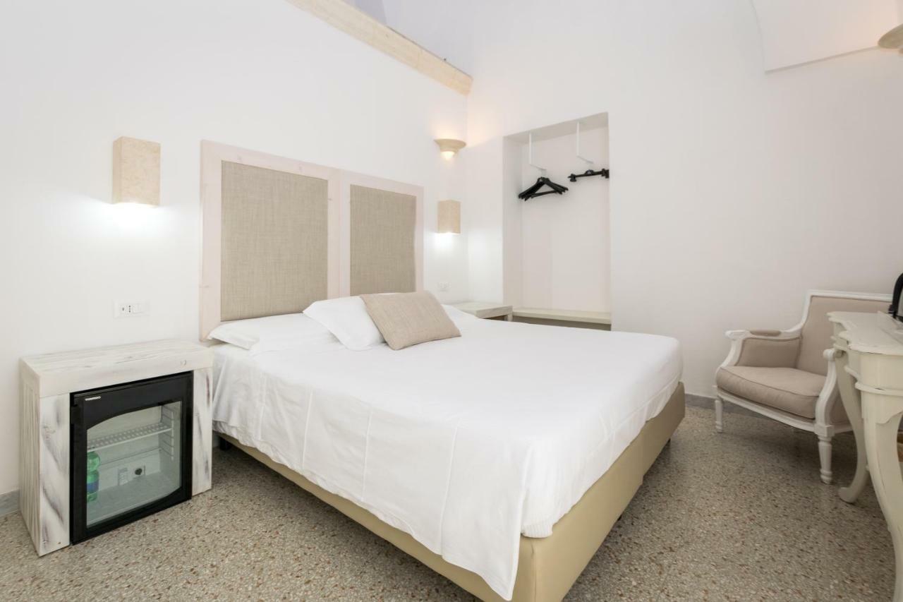 Masseria Mazzetta Salento Corte Del Falconiere B&B ซาลิเช ซาเลนติโน ภายนอก รูปภาพ