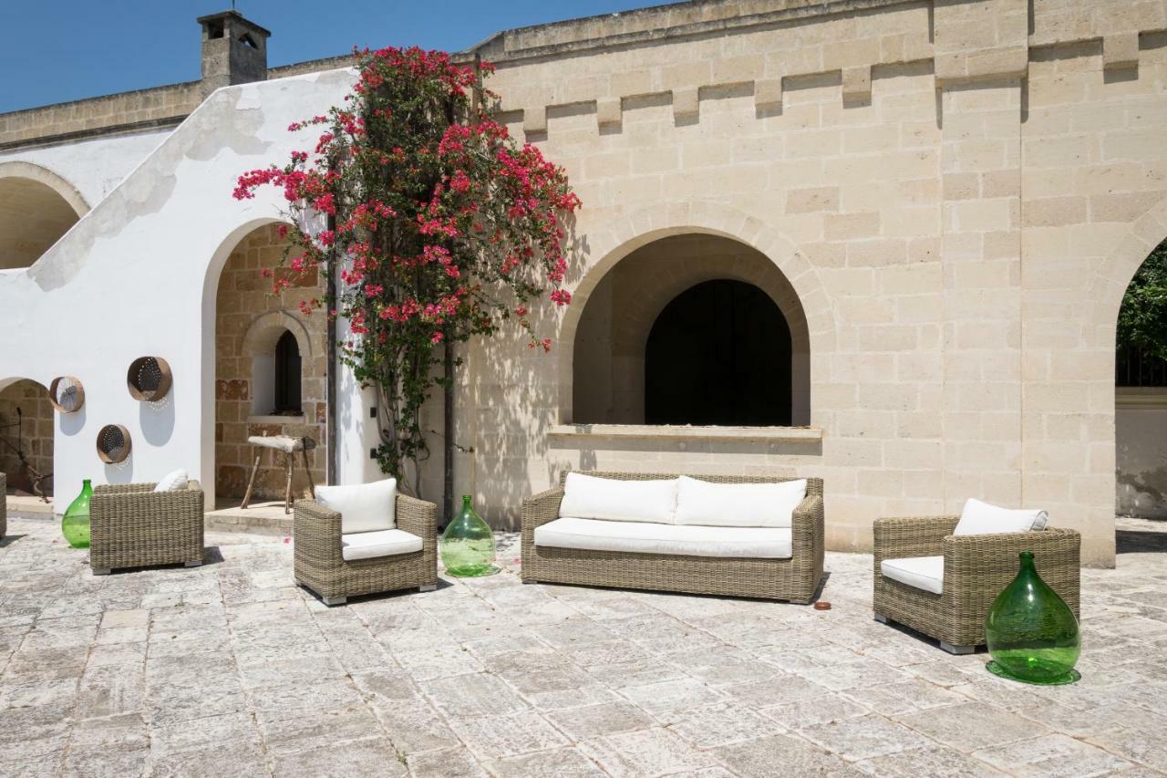 Masseria Mazzetta Salento Corte Del Falconiere B&B ซาลิเช ซาเลนติโน ภายนอก รูปภาพ